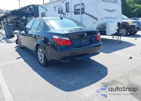 2007 BMW 530I из США, поврежденный, VIN WBANE73517CM55811